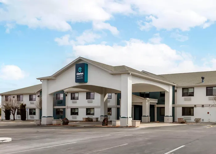 Clarion Pointe